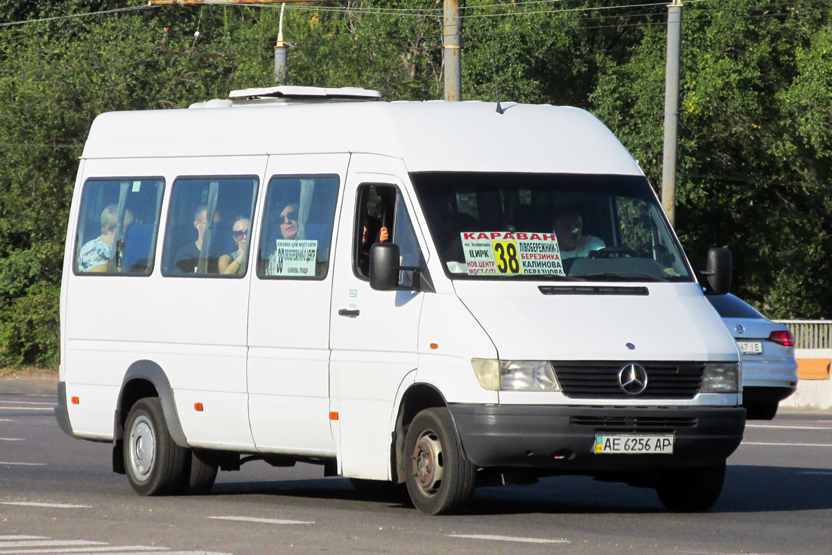 Днепропетровская область, Mercedes-Benz Sprinter W904 412D № AE 6256 AP