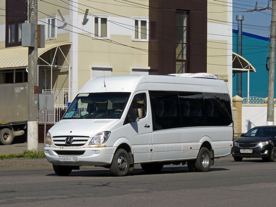 Кировская область, Самотлор-НН-323911 (MB Sprinter 515CDI) № Х 069 ОС 43