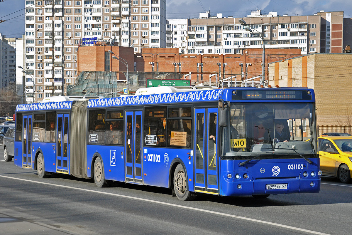 Москва, ЛиАЗ-6213.22 № 031102