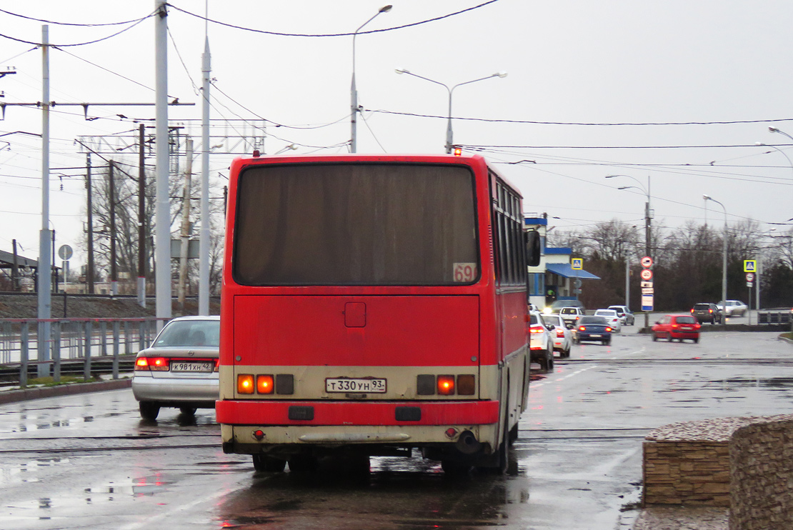 Адыгея, Ikarus 256.74 № Т 330 УН 93