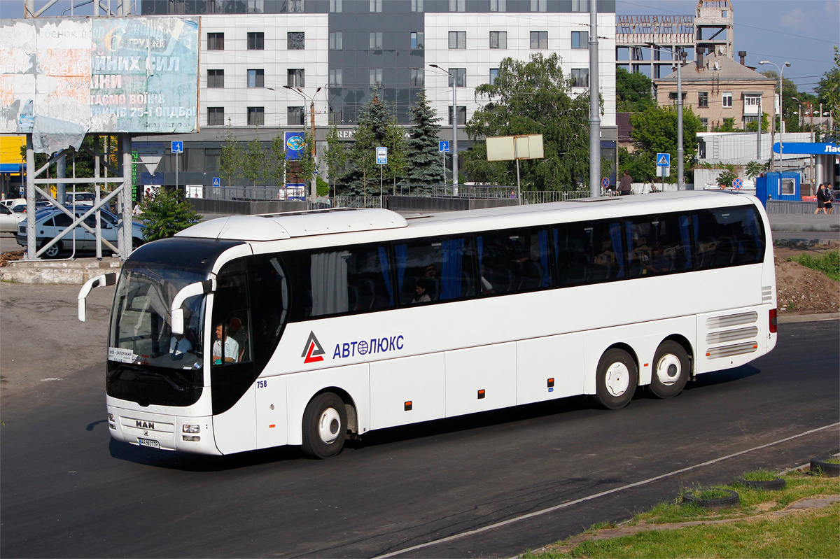 Киев, MAN R08 Lion's Coach L RHC444 L № 758