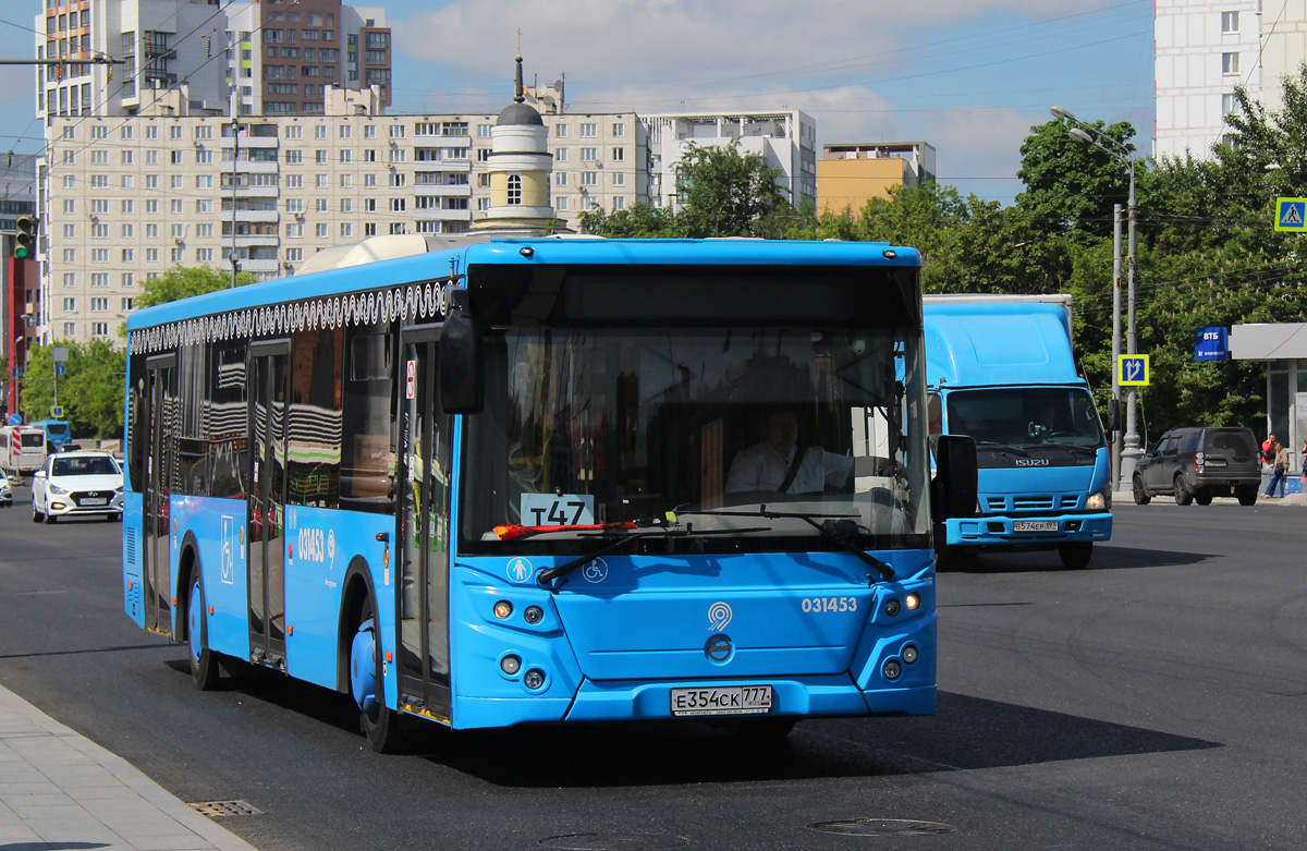 Moskau, LiAZ-5292.22 (2-2-2) Nr. 031453