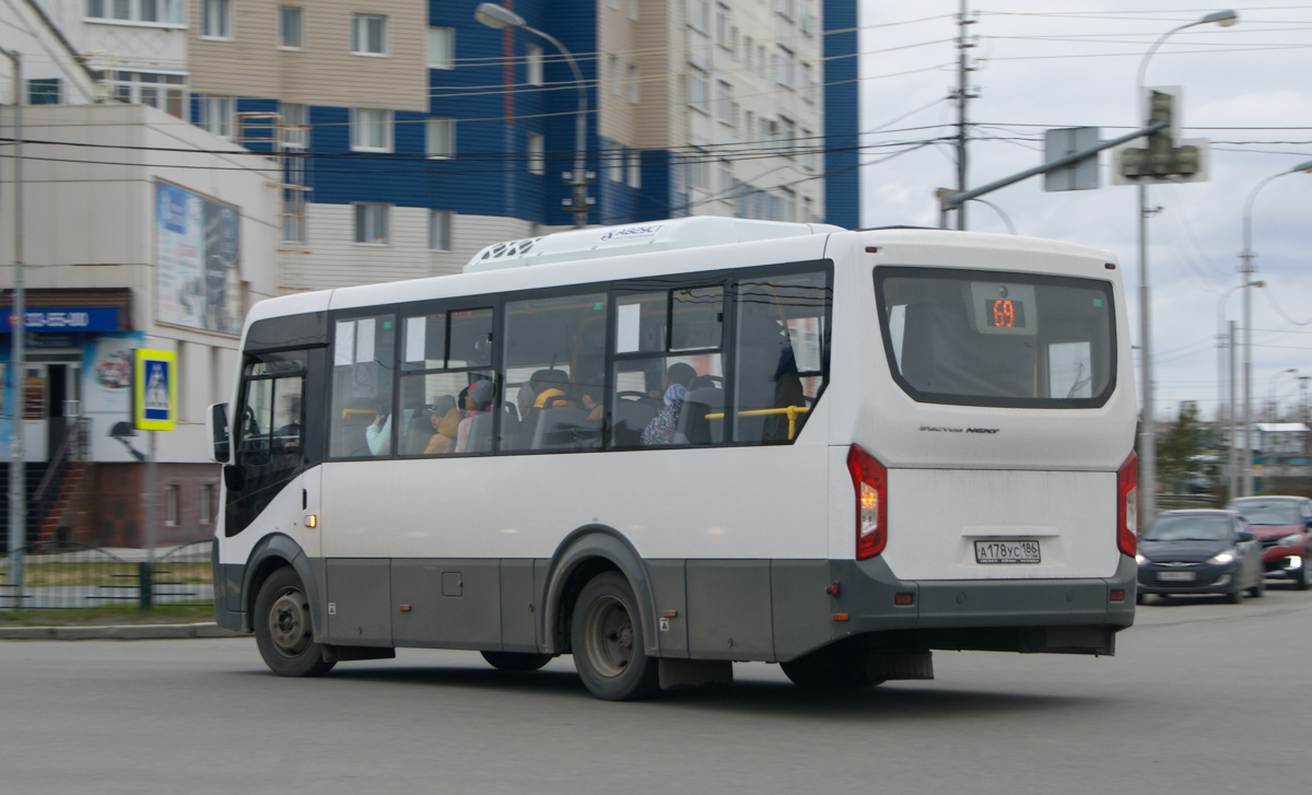 Ханты-Мансийский АО, ПАЗ-320445-04 "Vector Next" № А 178 УС 186