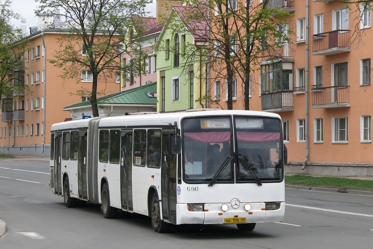 Псковская область, Mercedes-Benz O345G № 690