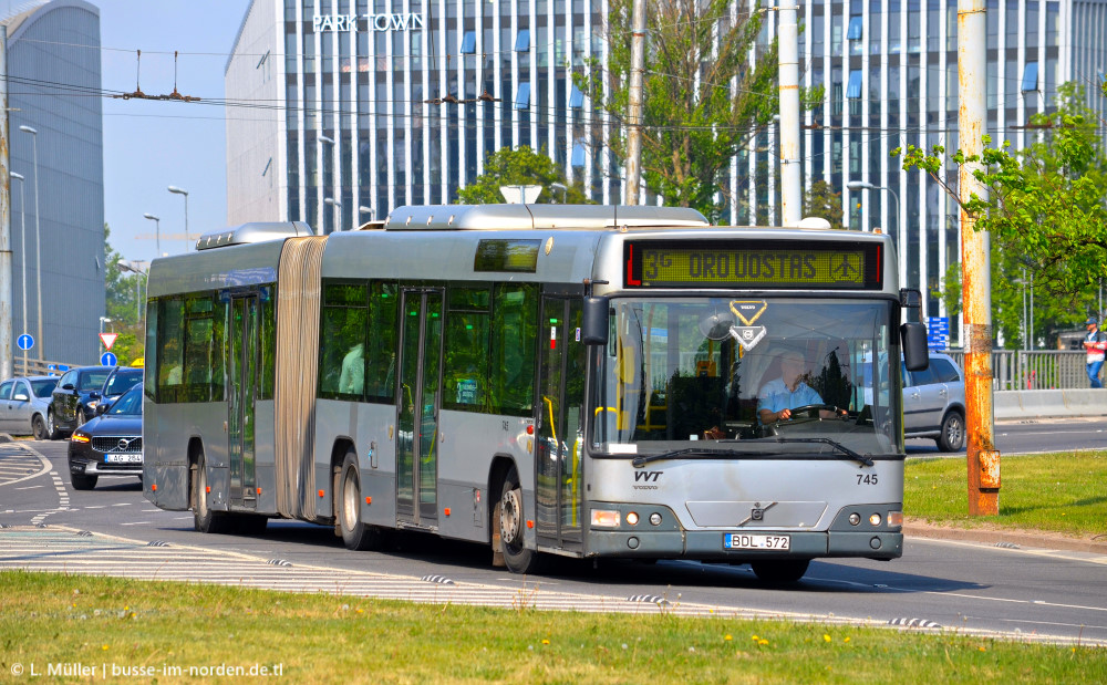 Литва, Volvo 7700A № 745