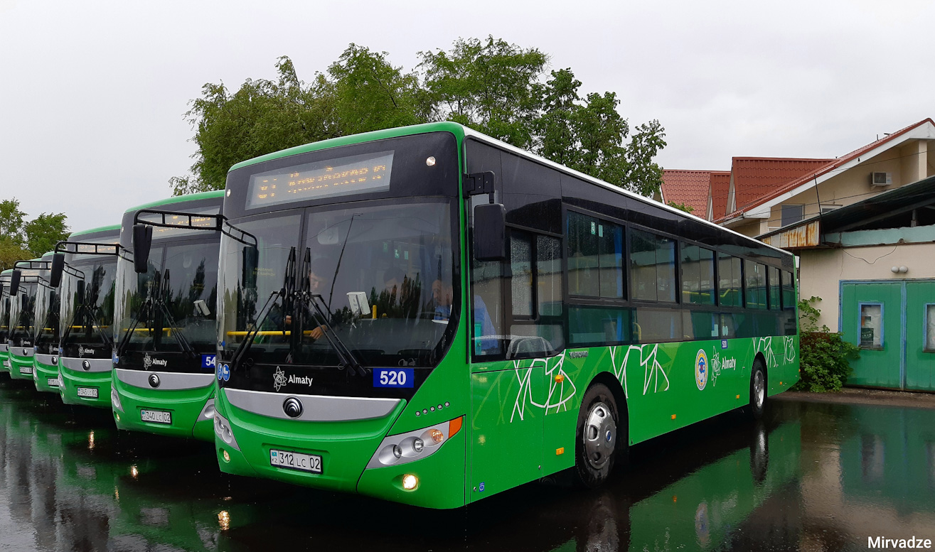 Алматы, Yutong ZK6118HGA № 520