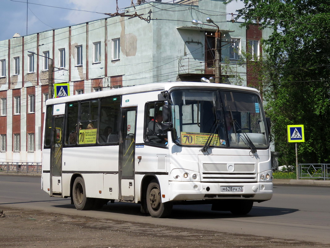 Кировская область, ПАЗ-320402-03 № М 628 РК 43