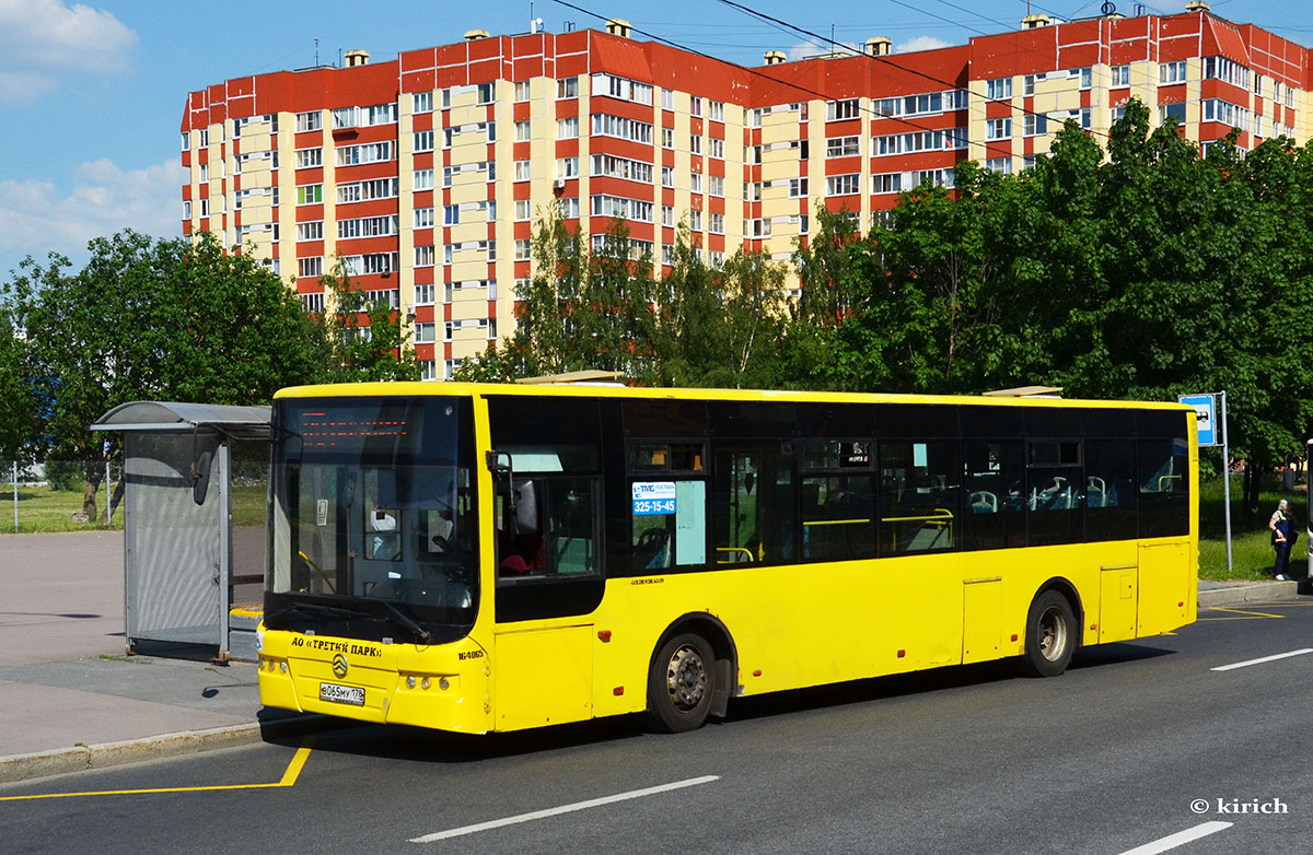 Санкт-Петербург, Golden Dragon XML6125CR № В 065 МУ 178