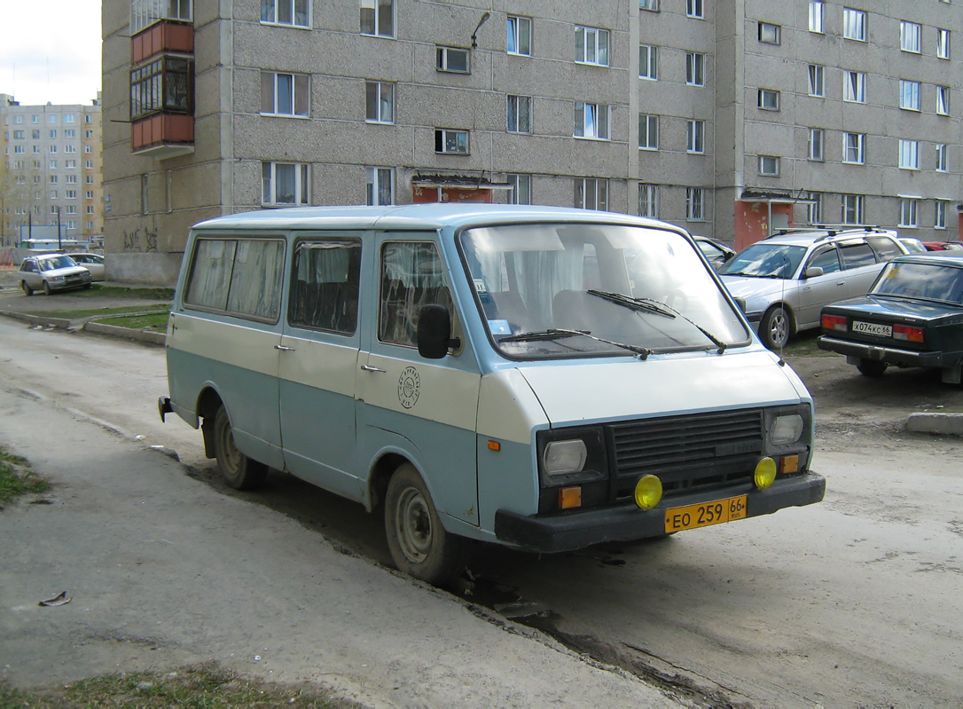 Свердловская область, РАФ-22038-02 № ЕО 259 66