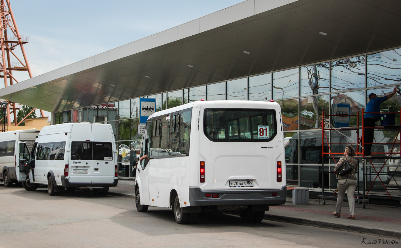 Новосибирская область, Автодом (Ford Transit) № С 837 УН 154; Новосибирская область, ГАЗ-A64R42 Next № Н 705 АВ 154