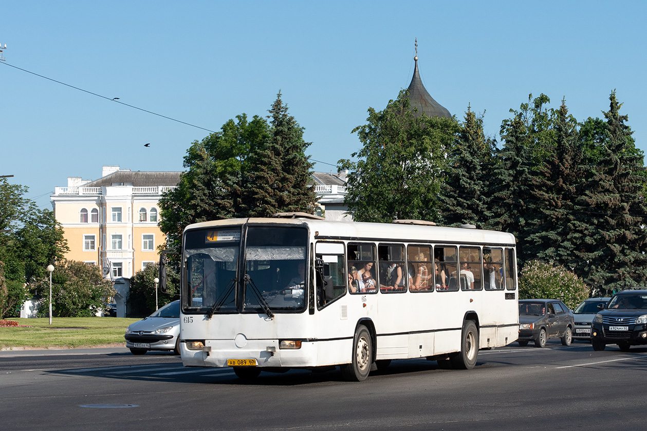 Псковская область, Mercedes-Benz O345 № 615