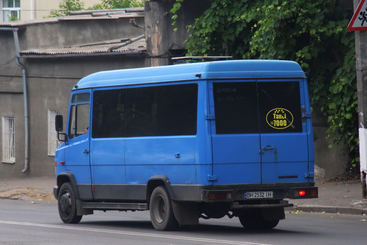 Одесская область, Mercedes-Benz Vario 812D № BH 2532 IH