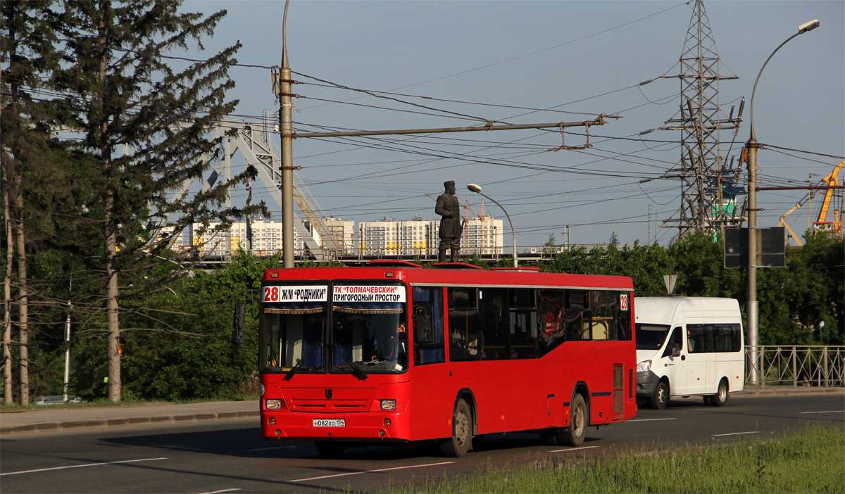 Новосибирская область, НефАЗ-5299-30-33 № Н 082 ХО 154