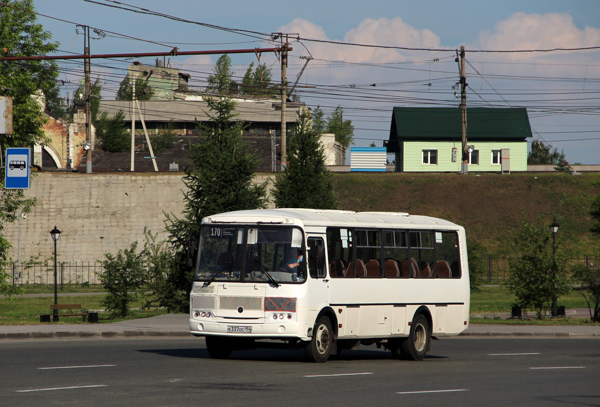 Novosibirsk region, PAZ-4234-04 Nr. Е 337 ОС 154