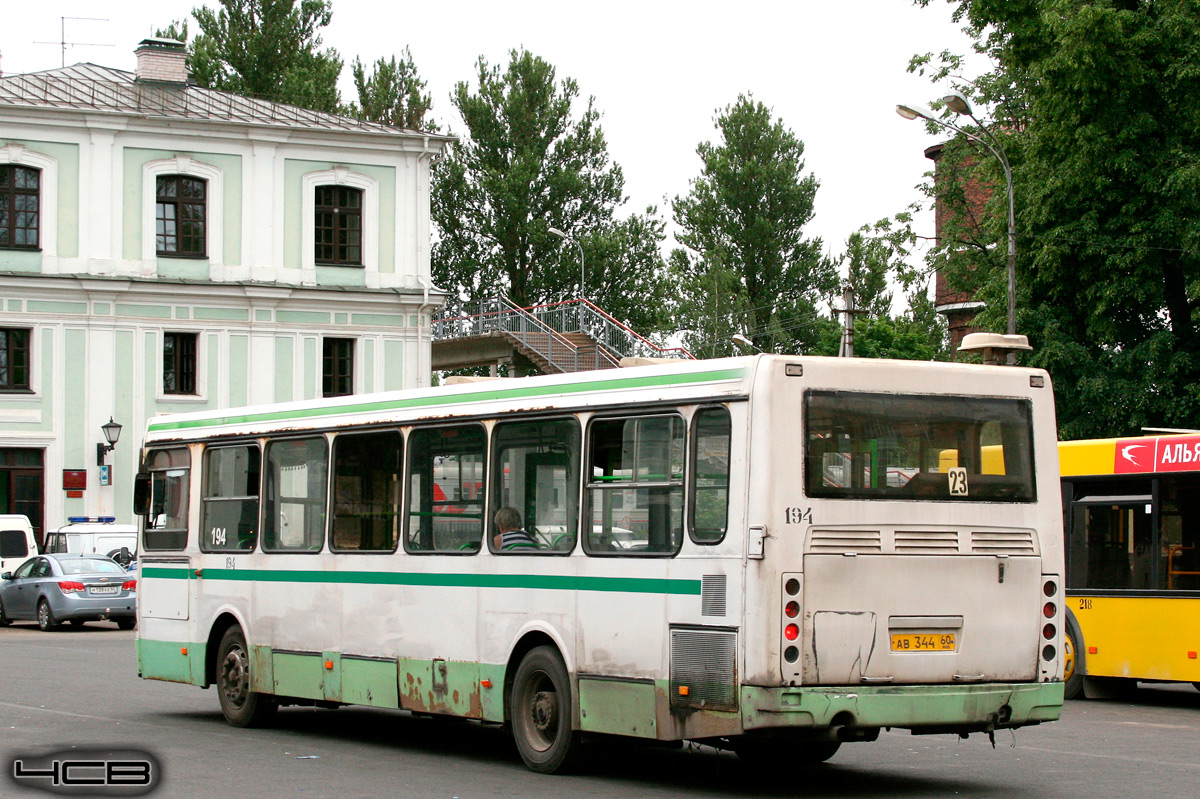 Oblast Pskow, LiAZ-5256.26 Nr. 194