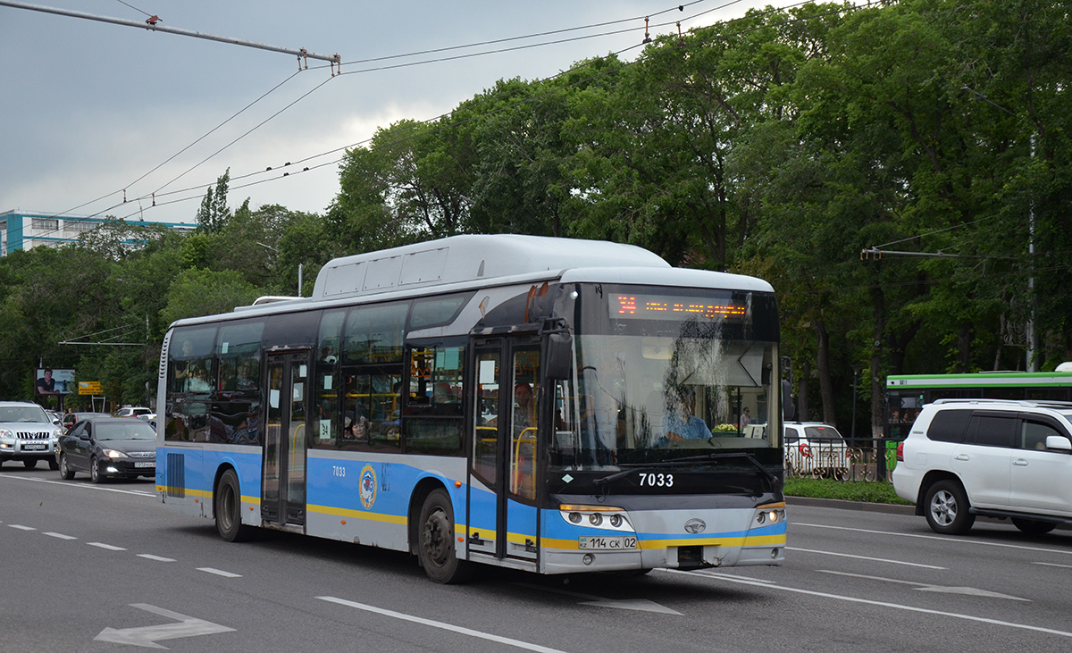 Алматы, Guilin Daewoo GDW6126CNG (СемАЗ) № 7033