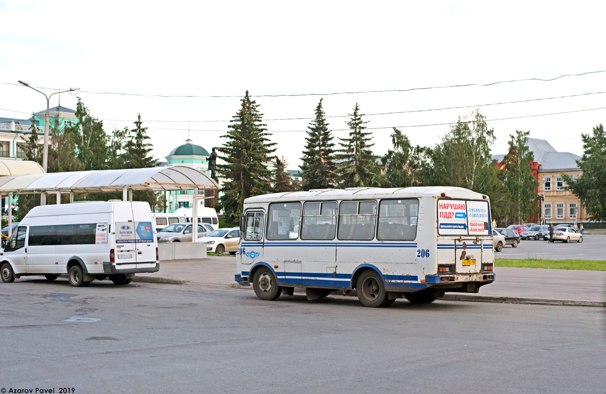 Omsk region, Nizhegorodets-222702 (Ford Transit) # Т 809 АА 55; Omsk region, PAZ-32053 # 206; Omsk region — Bus stops