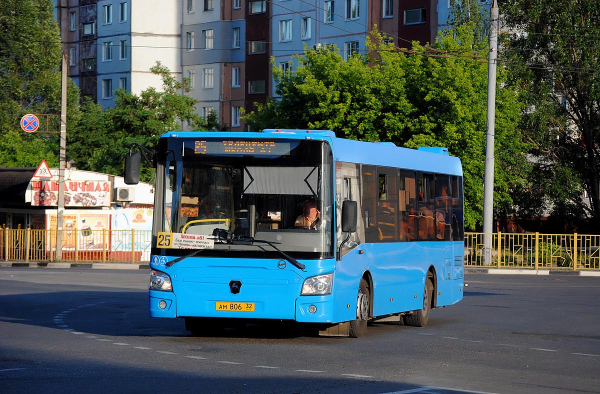 Автобус брянск сайт. ЛИАЗ 4292 Брянск. Маршрут 25 автобуса Брянск. 25 Маршрут Брянск. ЛИАЗ 4292.60.