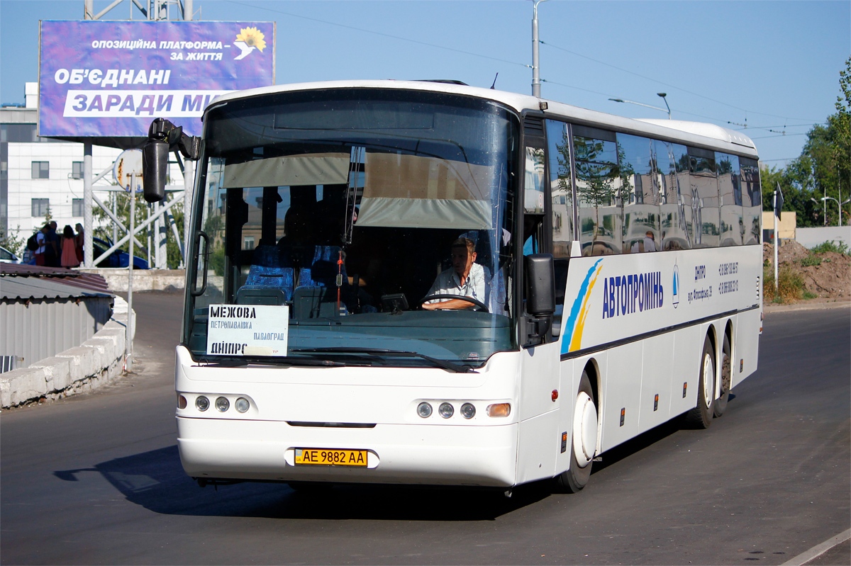 Днепропетровская область, Neoplan N316/3ÜL Euroliner № AE 9882 AA