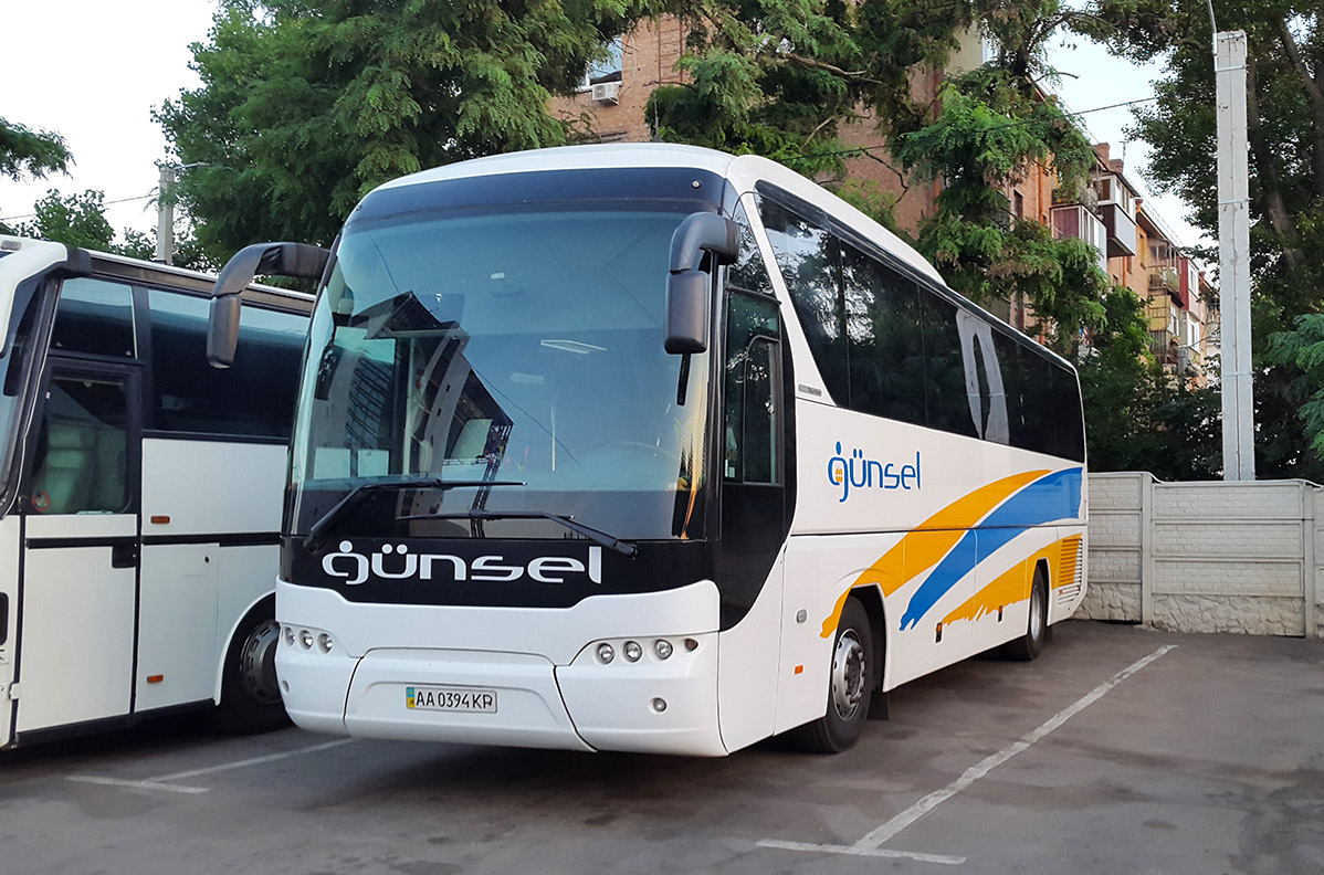 Киев, Neoplan P21 N2216SHD Tourliner SHD № AA 0394 KP