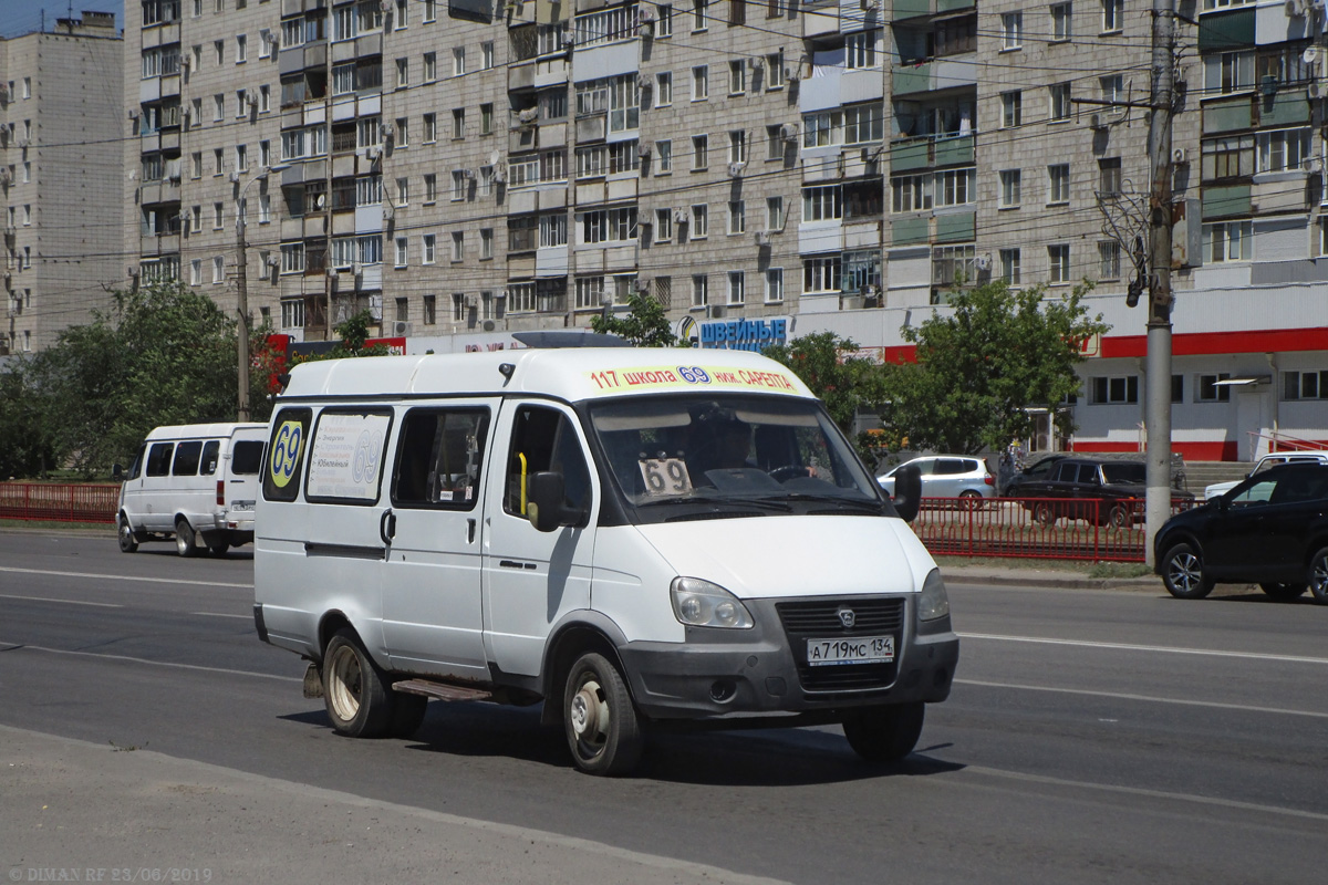 Волгоградская область, ГАЗ-322132 (XTH, X96) № А 719 МС 134