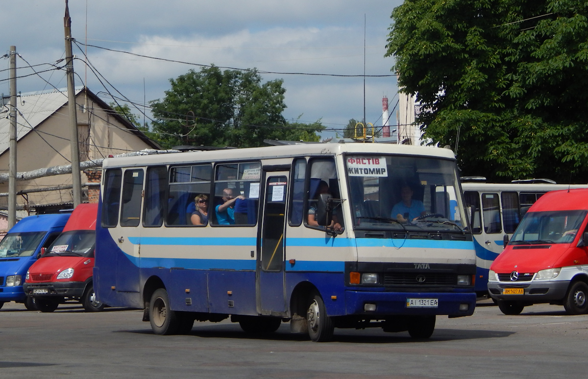 Киевская область, БАЗ-А079.24 "Мальва" № AI 1321 EA; Житомирская область, Mercedes-Benz Sprinter W903 313CDI № AM 1427 AA