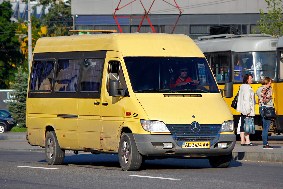 Dnipropetrovská oblast, Mercedes-Benz Sprinter W903 313CDI č. AE 3474 AA