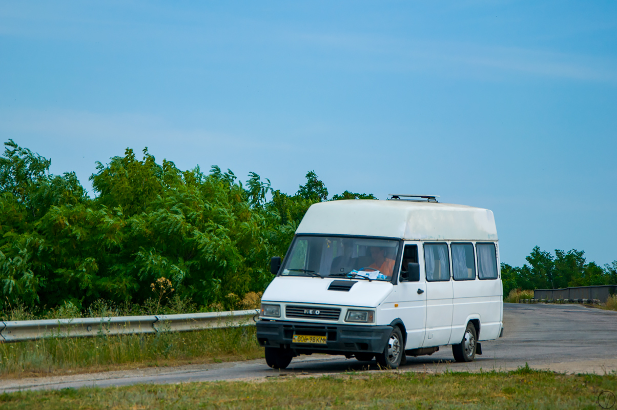 Киевская область, IVECO TurboDaily 30-8 № 006-98 КМ — Фото — Автобусный  транспорт