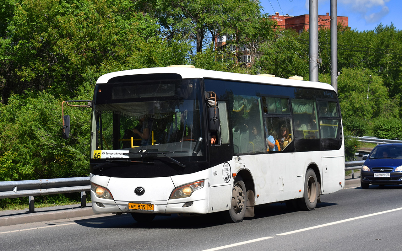 Тюменская область, Yutong ZK6852HG № АЕ 819 72