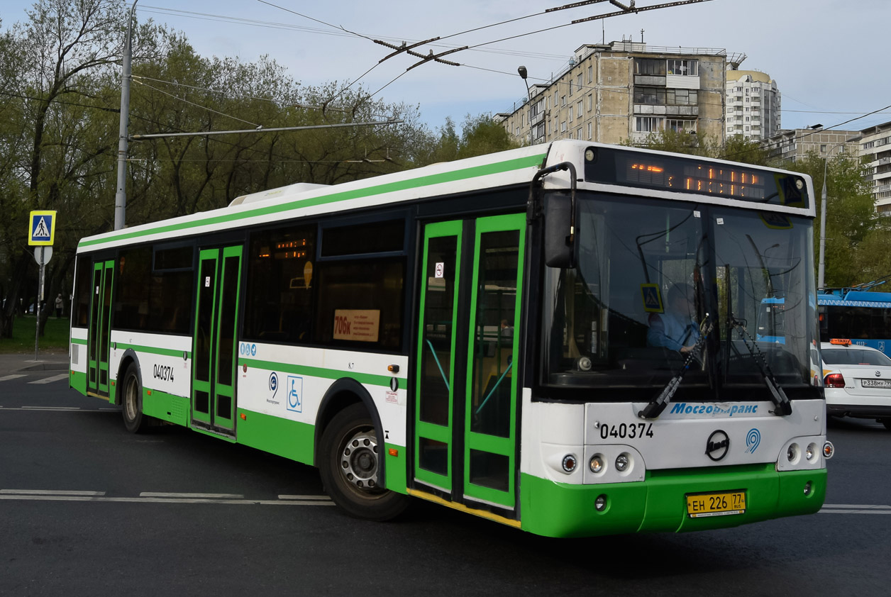 Moskau, LiAZ-5292.22 (2-2-2) Nr. 040374