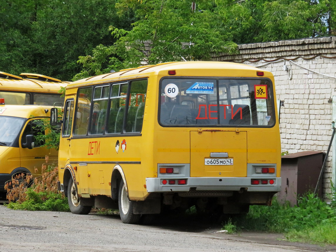 Кировская область, ПАЗ-32053-70 № О 605 МО 43