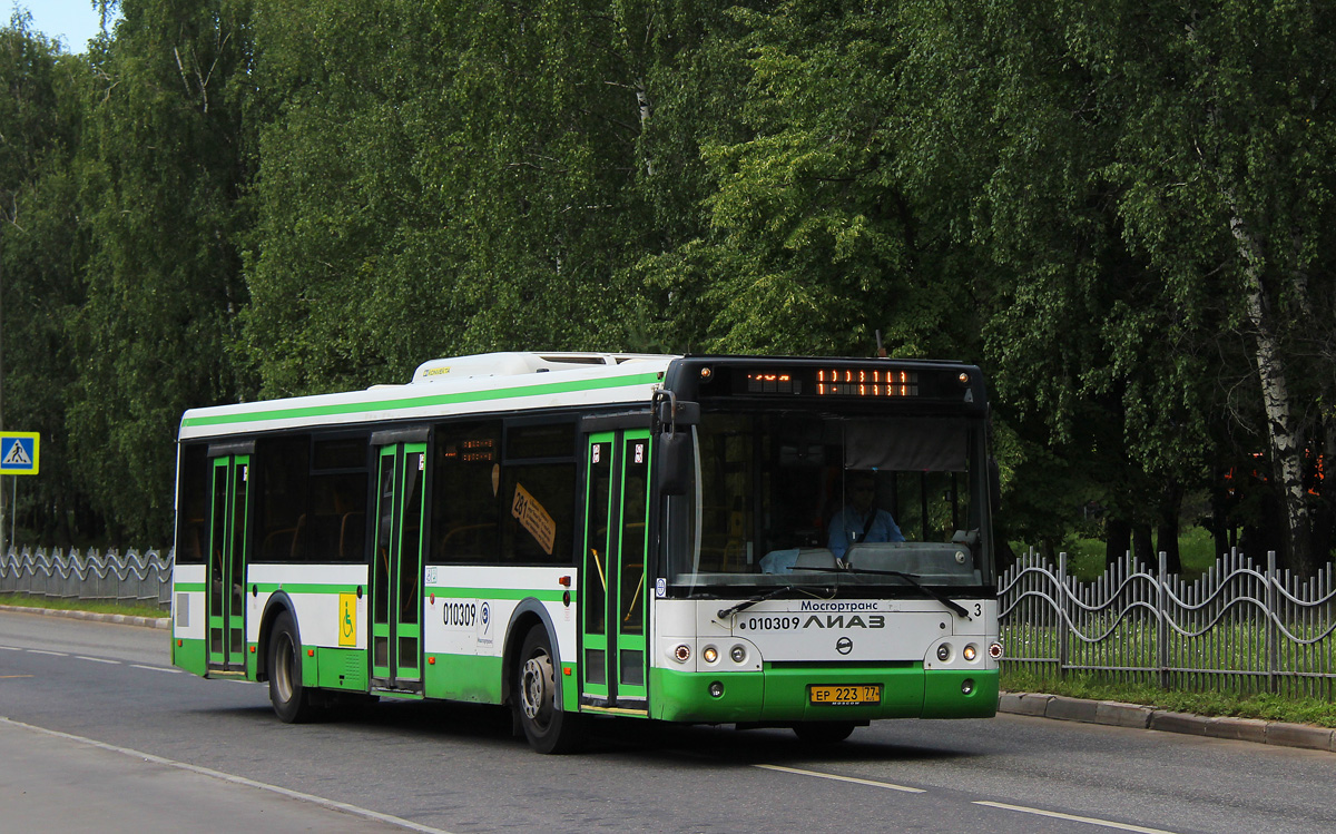 Moskau, LiAZ-5292.22 (2-2-2) Nr. 010309