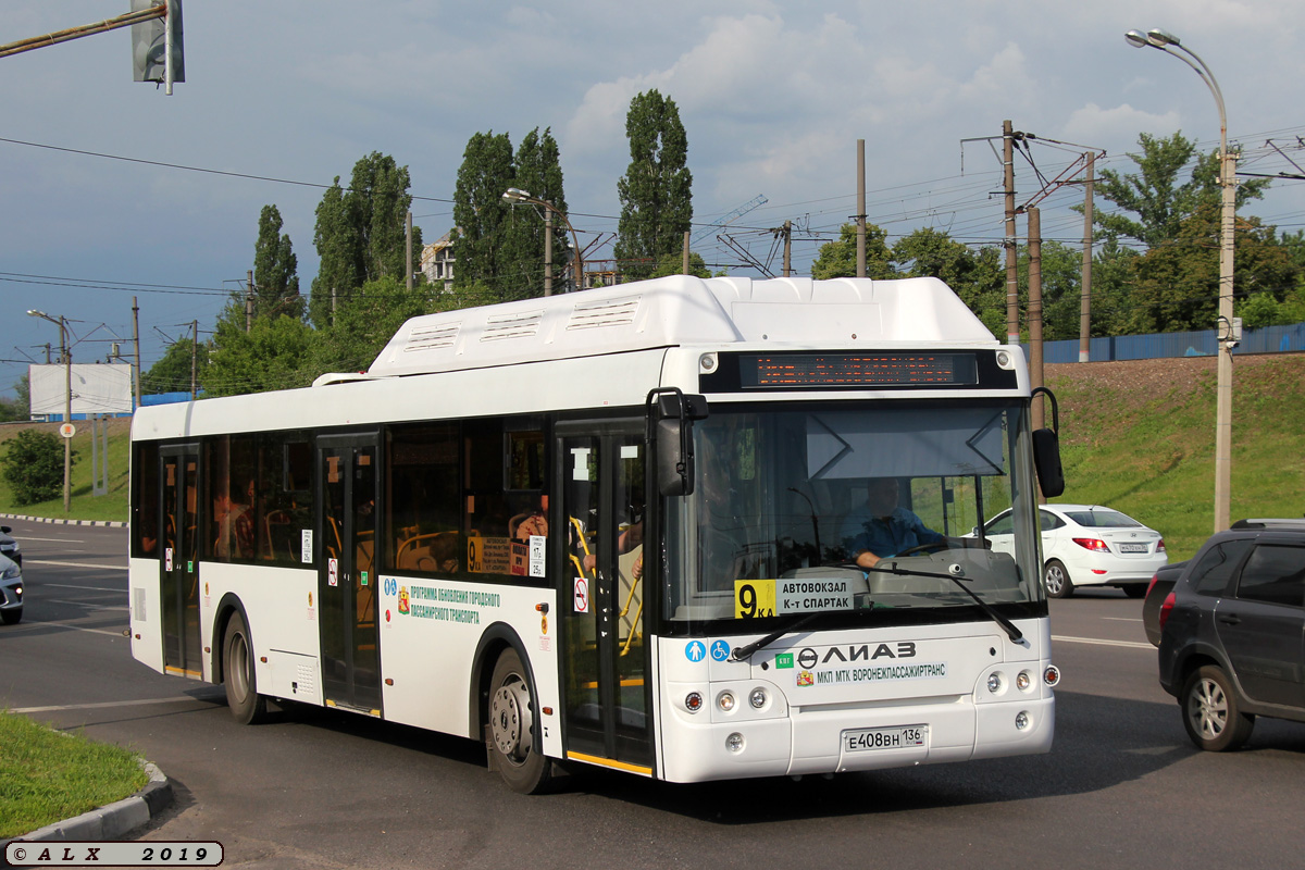 Воронежская область, ЛиАЗ-5292.67 (CNG) № Е 408 ВН 136