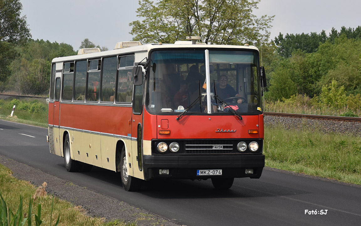 Венгрия, Ikarus 250.59 № MKZ-074