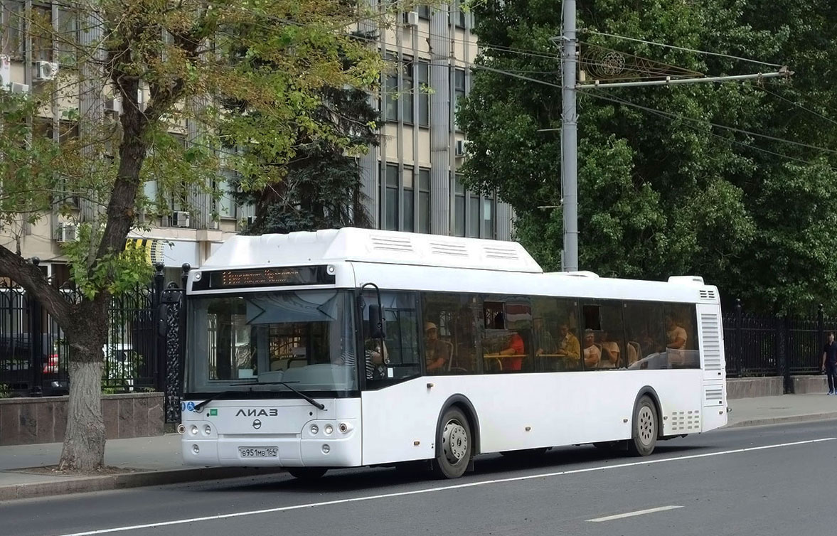 Саратовская область, ЛиАЗ-5292.67 (CNG) № В 951 МВ 164