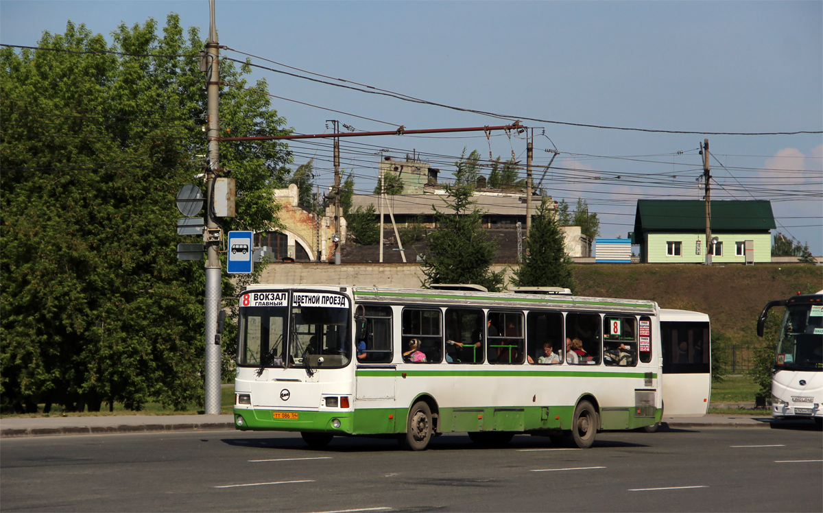 Новосибирская область, ЛиАЗ-5256.45 № ТТ 086 54