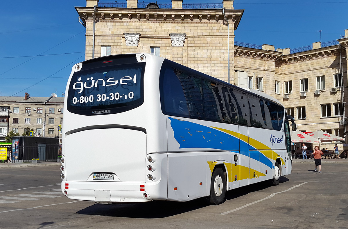 Киев, Neoplan P21 N2216SHD Tourliner SHD № AA 5729 KP