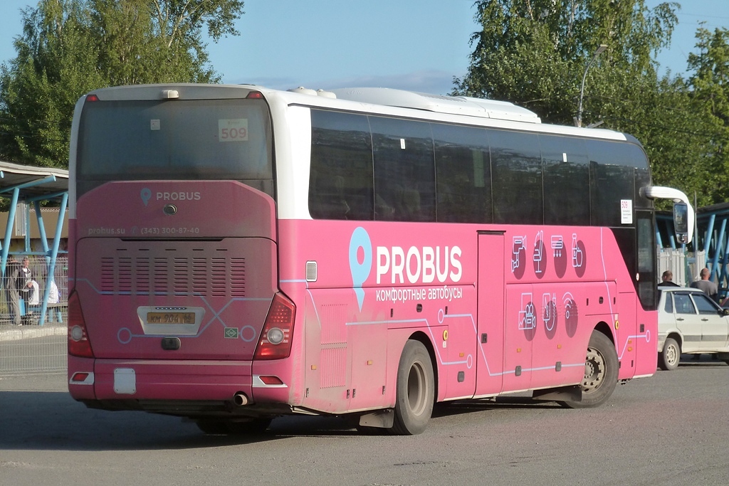 Свердловская область, Yutong ZK6122H9 № КМ 904 66
