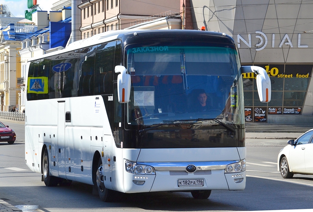 Свердловская область, Yutong ZK6122H9 № К 182 РА 196