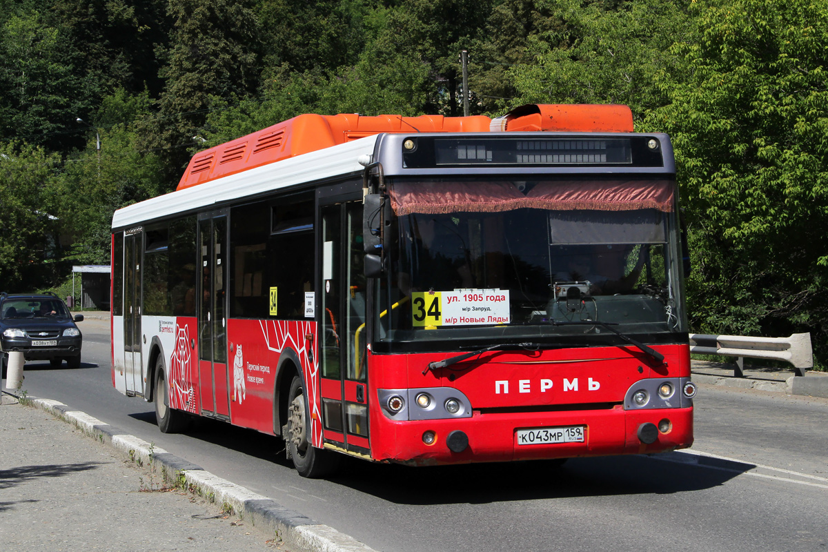 Маршрут 61 автобуса пермь. ЛИАЗ 5292. ЛИАЗ 5292.71 Пермь. Автобус ЛИАЗ 5292 71. ЛИАЗ 5292 красный.