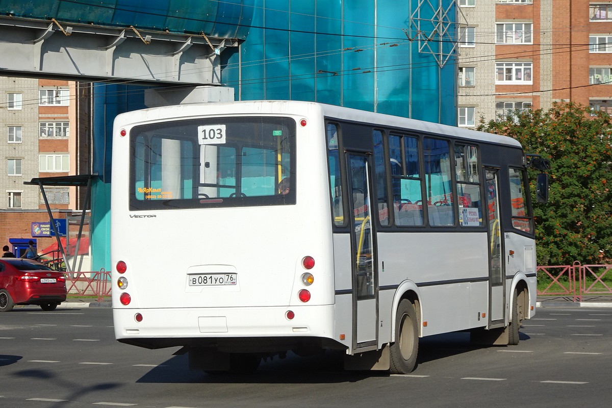 Obwód jarosławski, PAZ-320412-04 "Vector" Nr В 081 УО 76