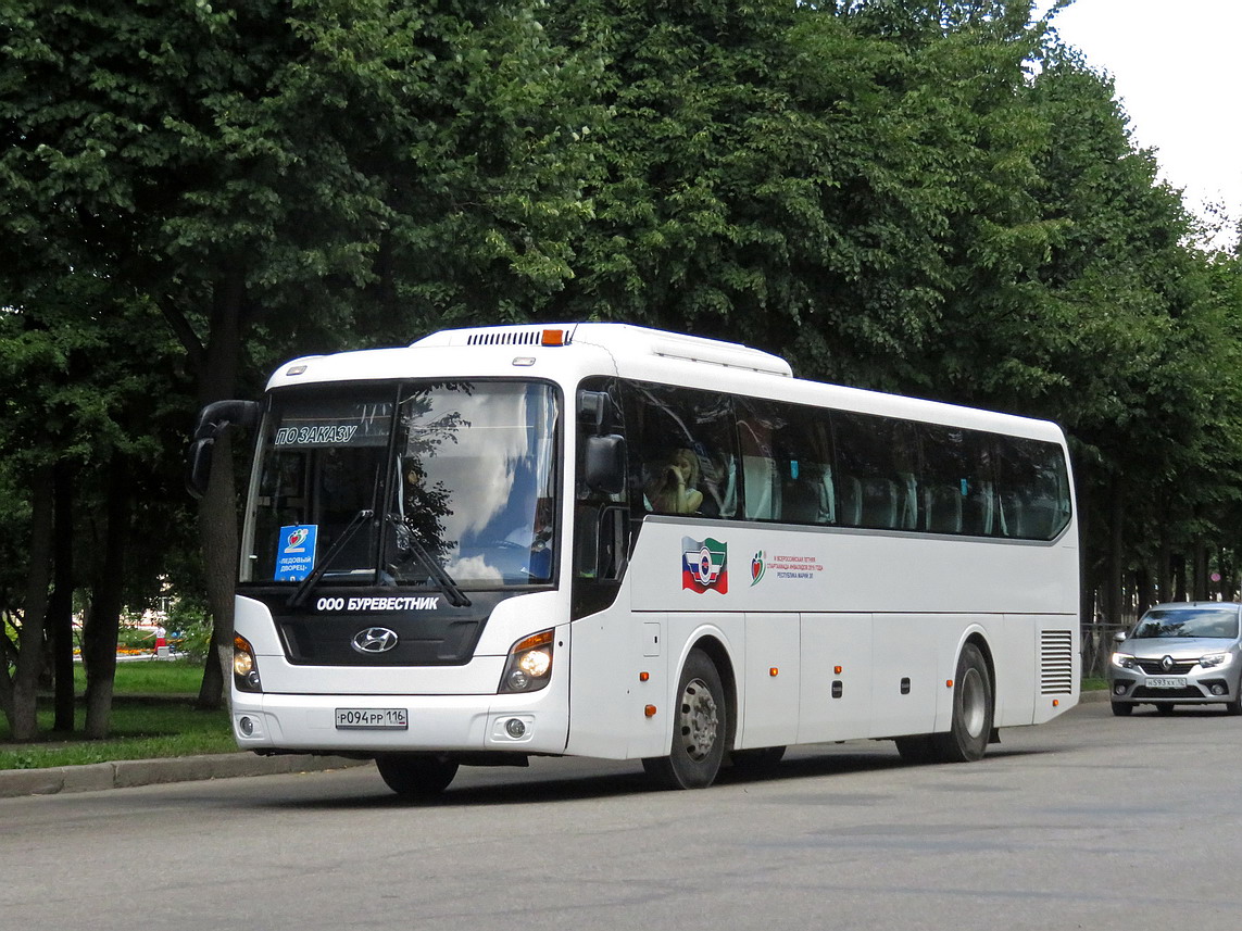 Татарстан, Hyundai Universe Space Luxury № Р 094 РР 116