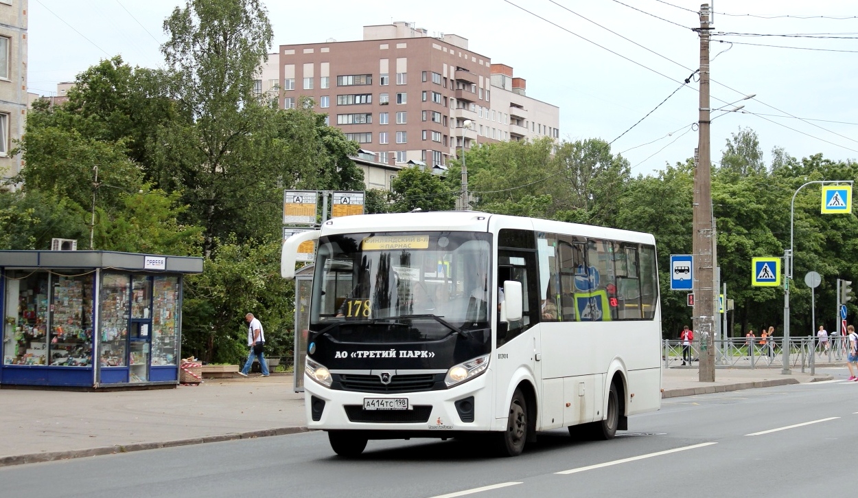 Санкт-Петербург, ПАЗ-320435-04 "Vector Next" № А 414 ТС 198