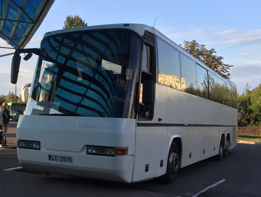 Латвия, Neoplan N316/3SHDL Transliner № LC-2915