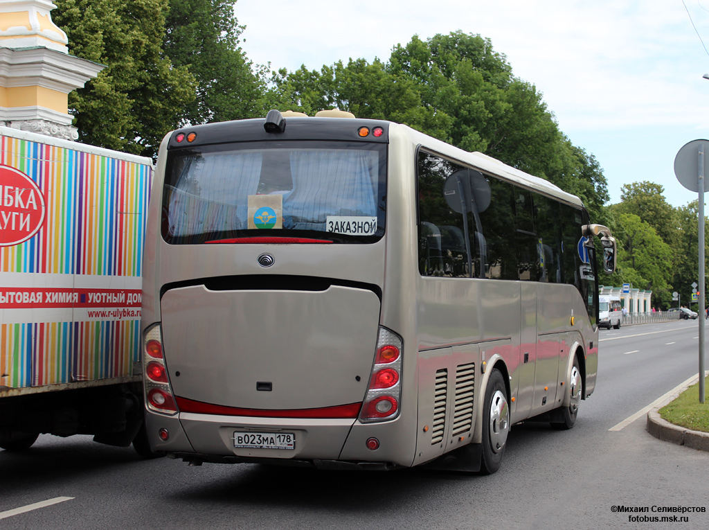 Санкт-Петербург, Yutong ZK6899HA № В 023 МА 178