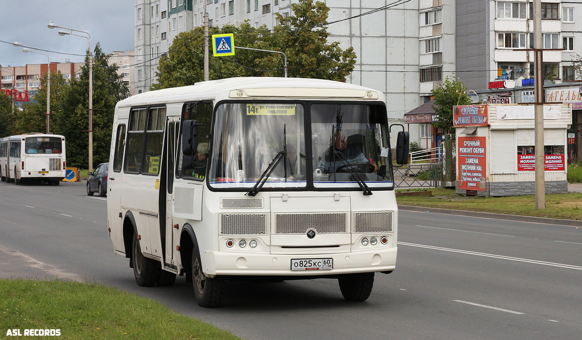 Псковская область, ПАЗ-32053 № О 825 КС 60