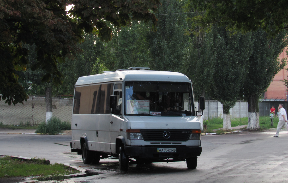 Киевская область, Mercedes-Benz Vario 612D № AA 9042 MB