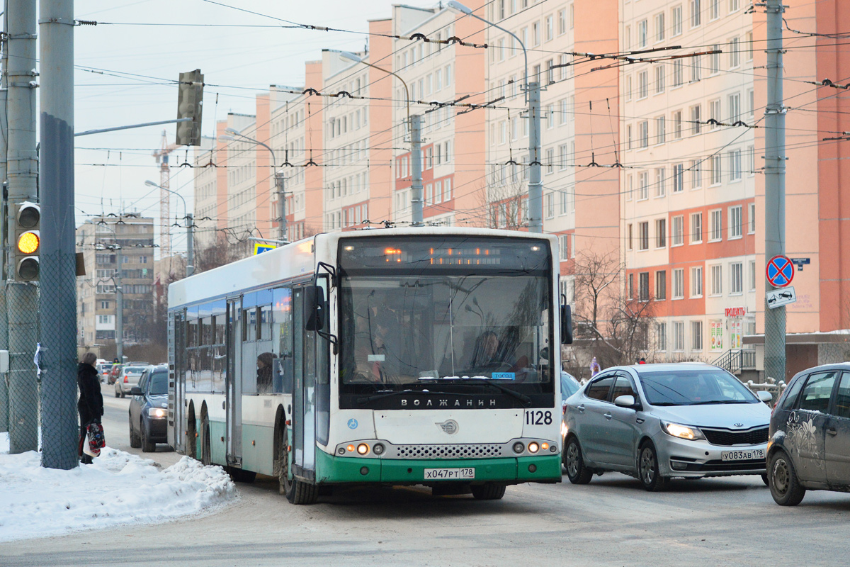 Санкт-Петербург, Волжанин-6270.06 