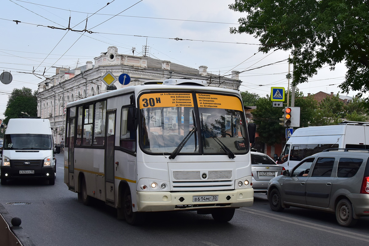 Astrakhan region, PAZ-320402-05 Nr. В 614 МС 30