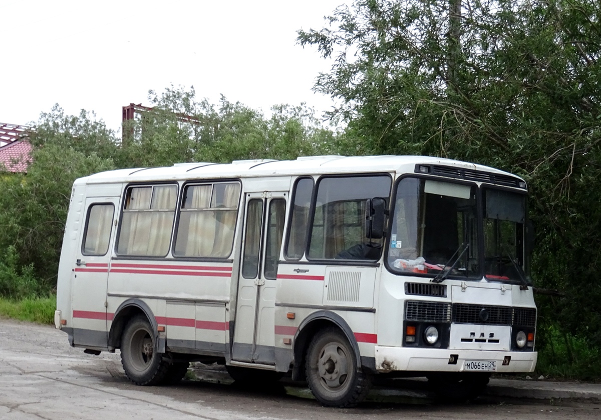 Ненецкий АО, ПАЗ-3205-110 № М 066 ЕН 29